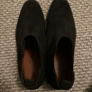 Men’s new KENNETH COLE REACTION X Chelsea boots.